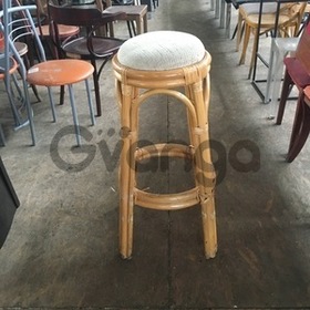 Продам круглый табурет б/у для кафе,бара,ресторана,клуба из бамбука с мягким сидением