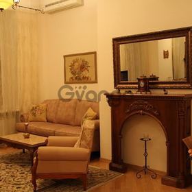 Сдается в аренду квартира 3-ком 90 м² Михайловский пер., метро Майдан Независимости