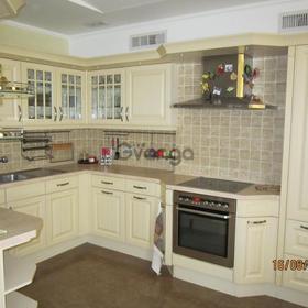 Сдается в аренду квартира 3-ком 125 м² Митрополита Андрея Шептицкого ул.