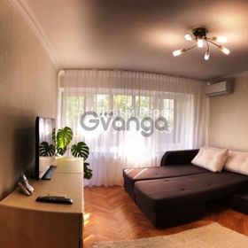 Сдается в аренду квартира 1-ком 38 м² ул. Русановская Набережная, 18, метро Левобережная