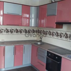 Сдается в аренду квартира 1-ком 45 м² Невская ул., метро Нивки