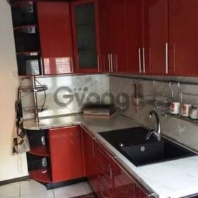 Сдается в аренду квартира 2-ком 70 м² Кудри Ивана ул., метро Дружбы народов