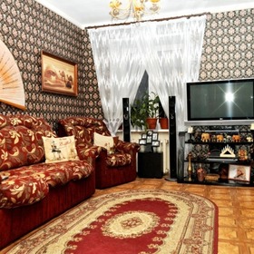 Продается квартира 4-ком 98 м² ул Маланова, 4