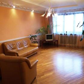 Сдается в аренду квартира 3-ком 100 м² Клиническая ул., метро Вокзальная