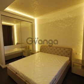 Сдается в аренду квартира 2-ком 85 м² Барбюса Анри ул., метро Дворец Украина