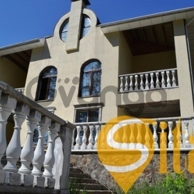 Продается дом 5-ком 600 м² Лесная ул.