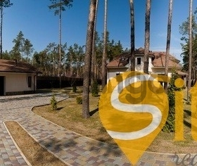 Продается дом 5-ком 340 м² В соснах ул.