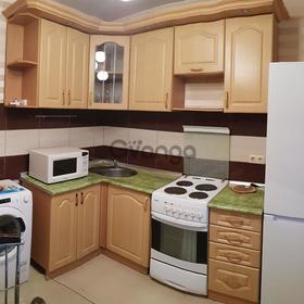 Сдается в аренду квартира 2-ком 50 м² Оболонский просп., метро Оболонь