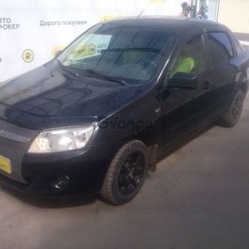 ВАЗ (LADA) Granta 1.6 MT (106 л.с.) 2013 г.