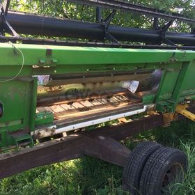 Жатка John Deere 635F 2010года с тележкой ,