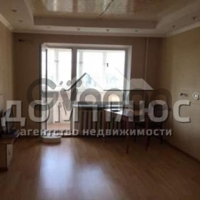 Продается квартира 3-ком 77 м² Бориспольская