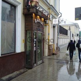 Продается помещение с арендатором 70.2 м² Рождественский б-р. 20, метро Трубная