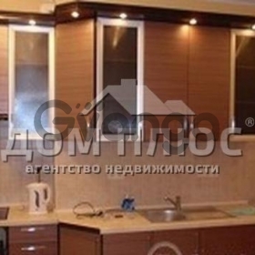 Продается квартира 1-ком 42.5 м² Майорова Михаила