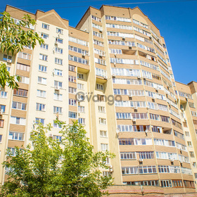 Продается квартира 3-ком 100 м² пр-кт Октября, 33 к.1
