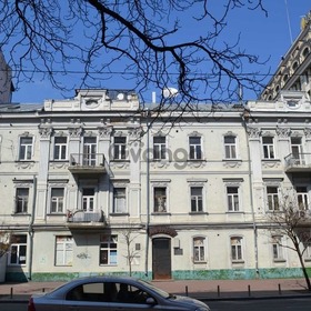 Продается квартира 3-ком 104 м² Большая Житомирская, 4