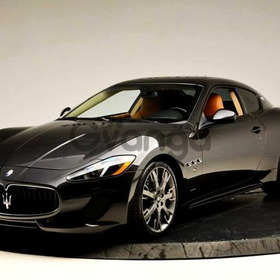 421 Спорткар Maserati Granturismo аренда на прокат для съемки фотосесcии
