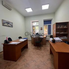Продам офис в Центре Одессы под бизнес 52 кв.м., ул. Кузнечная/Льва Толстого Приморский р-н.