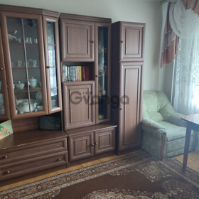 Без комісії здам кімнату біля м.Чернігівська.