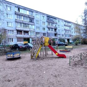 Продается квартира 2-ком 55.1 м² ул. Строителей,10