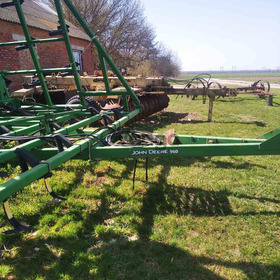 культиватор John Deere 960 2008року вигот. Ширина захвата 10м. в відмінному стані