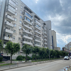 БЕЗ%, продам офіс 68м2, Василя Стуса 35/37, 7хв пішки метро Академмістечко або Житомирська