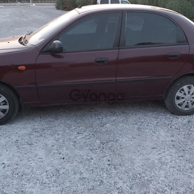 Daewoo Sens 1.3 MT (70 л.с.) 2010 г.