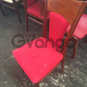 Продам мягкие красивые  стулья б/у  для кафе ресторанов