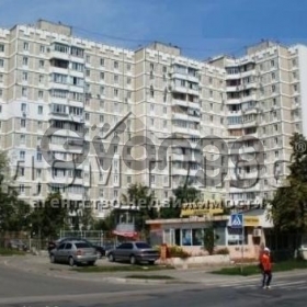 Продается квартира 4-ком 96 м² Харьковское шоссе
