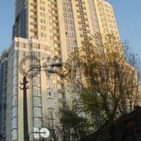 Продается квартира 3-ком 106 м² Панаса Мирного ул., д. 17