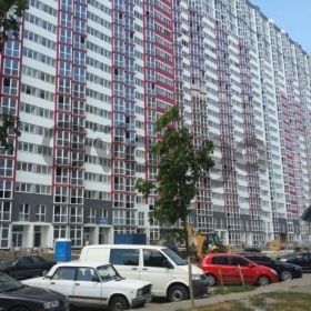 Продается квартира 1-ком 52 м² Драгоманова ул., д. 6