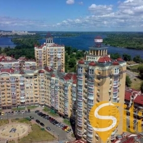 Продается квартира 3-ком 120.6 м² Героев Сталинграда ул.