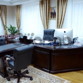 Сдается в аренду офисное помещение 1336 м² Яковоапостольский пер. 12 стр. 1