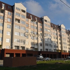 Продается квартира 4-ком 105 м² Яблоневая 7