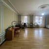 В центре Одессы частный дом 420 м, терраса, подвал, 9 комнат. Гараж.