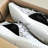 Женские кроссовки Adidas Yeezy Boost 350