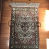 Персидские, китайские шелковые ковры ручной работы небольшого размера.