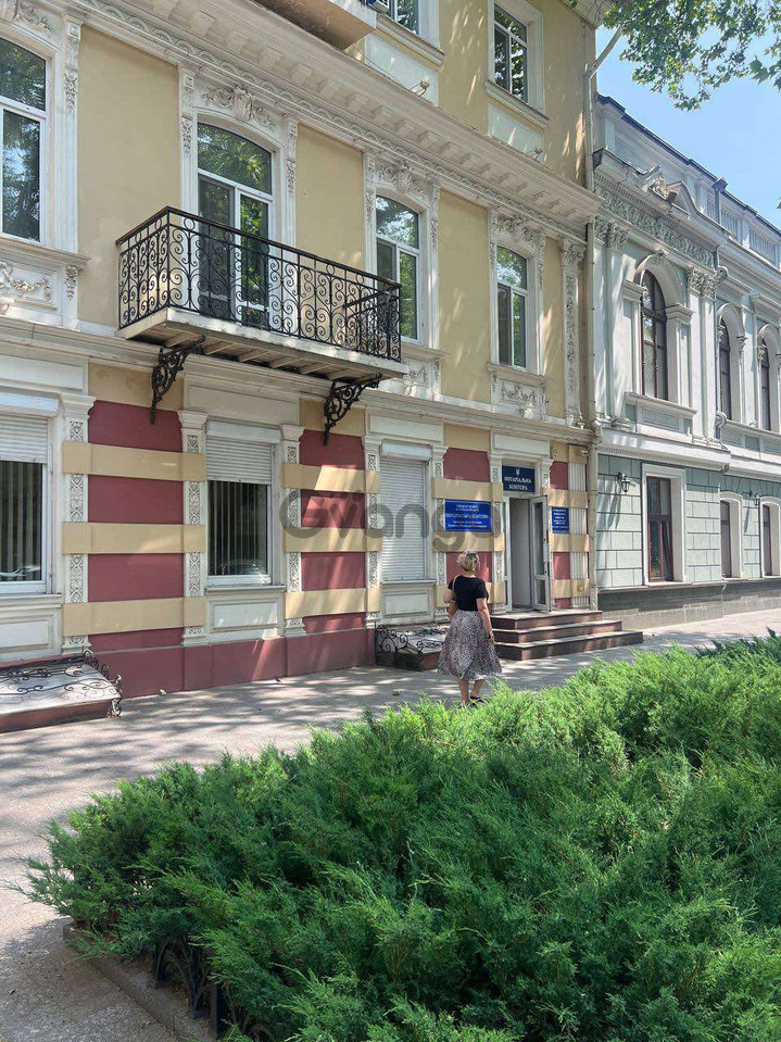 10249_prodam-komertsiyne-primishchennya-v-samomu-sertsi-odesi-primors-kiy-rayon.jpg