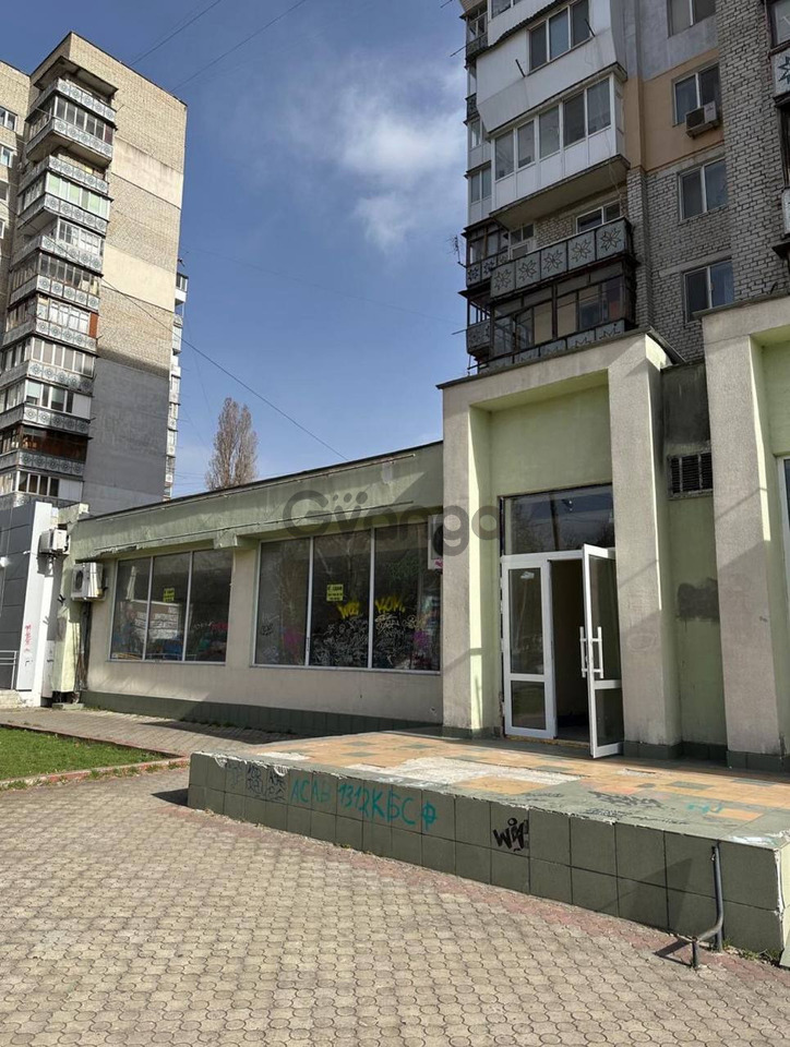 10540_zdam-magazin-u-kiivs-komu-rayoni-fasad-komertsiya-odesa.jpg