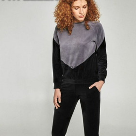 Велюровий жіночий костюм "Onyx" (арт. LOV 006/001)