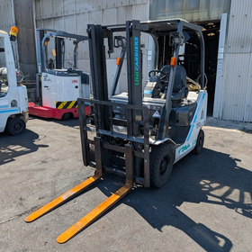 Газ-бензиновий навантажувач TCM (Nissan), 2021 року.