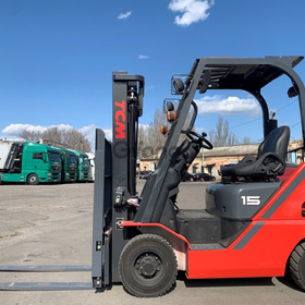 Вилочний автонавантажувач TCM (Nissan), 2021 року з бічним зміщенням Модель: FGE15T15. Номiнальна вантажопідйомність 1,5 тонни