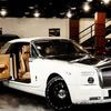 133 Rolls Royce Phantom Coupe білий орендувати з водієм